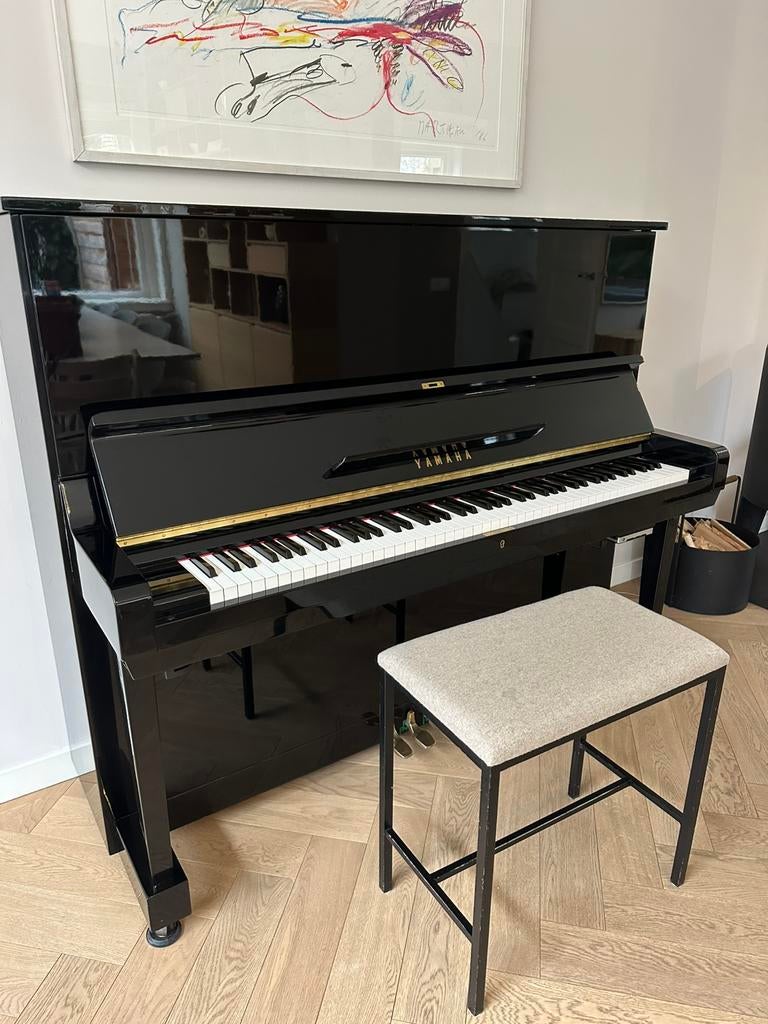 Yamaha U3H Piano met Silent systeem, Ophalen, Zwart, Zo goed als nieuw, Piano