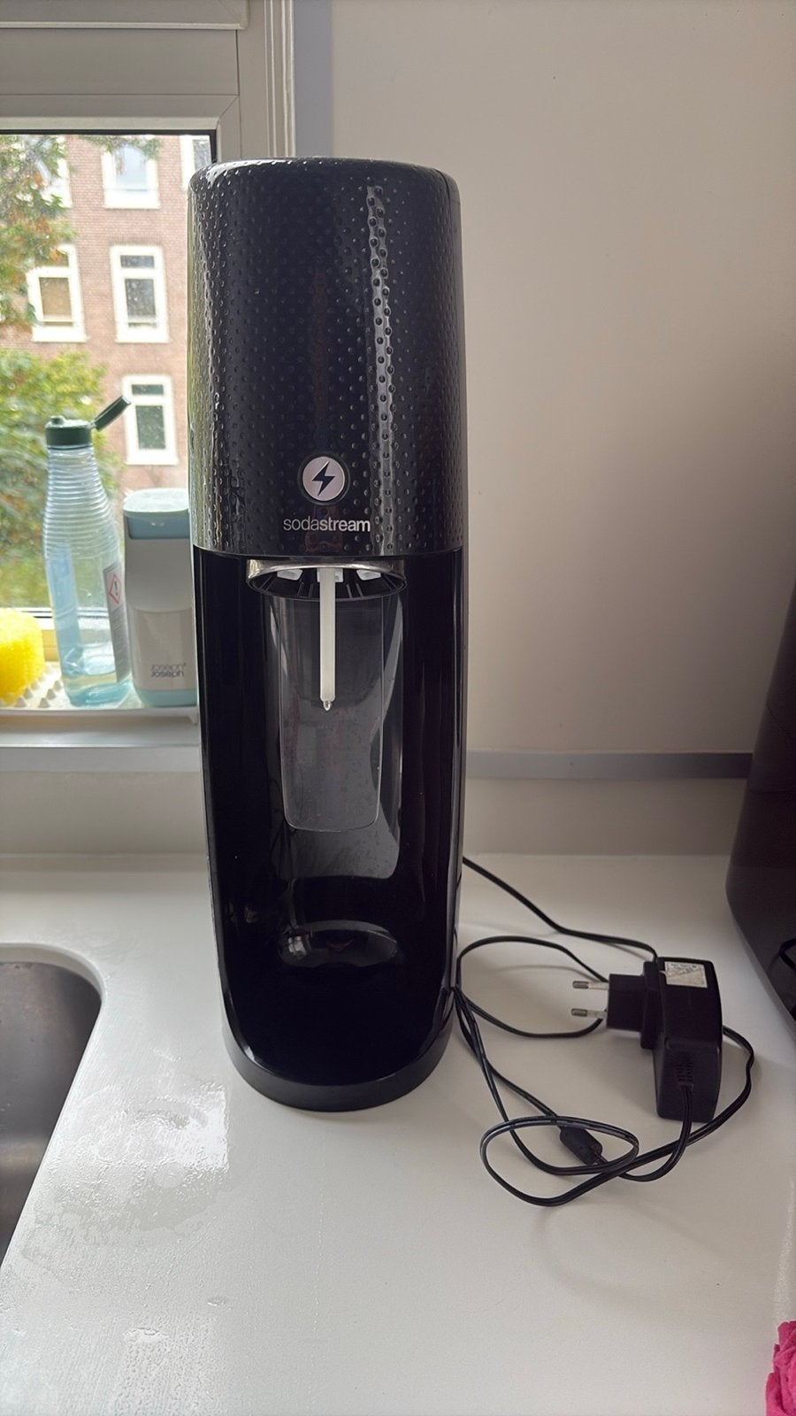 Sodastream bruiswatermaker met CO2-cilinder en flessen, Ophalen, Zo goed als nieuw