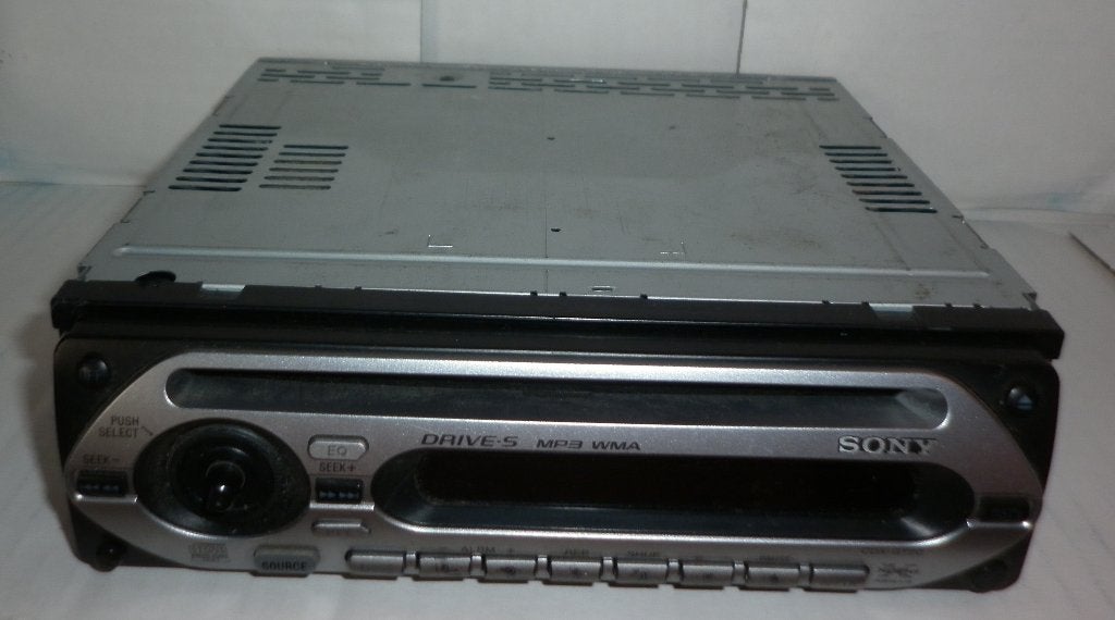 SONY  CDX-GT20 autoradio / CD speler vermogen 4x 45 watt, Ophalen of Verzenden, Gebruikt