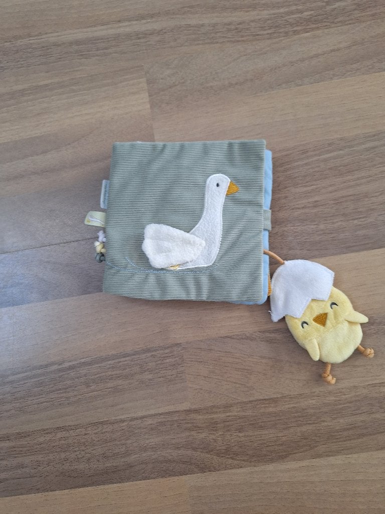 Little Goose stoffen boekje met kuiken rammelaar, Ophalen of Verzenden, Zo goed als nieuw, Overige typen
