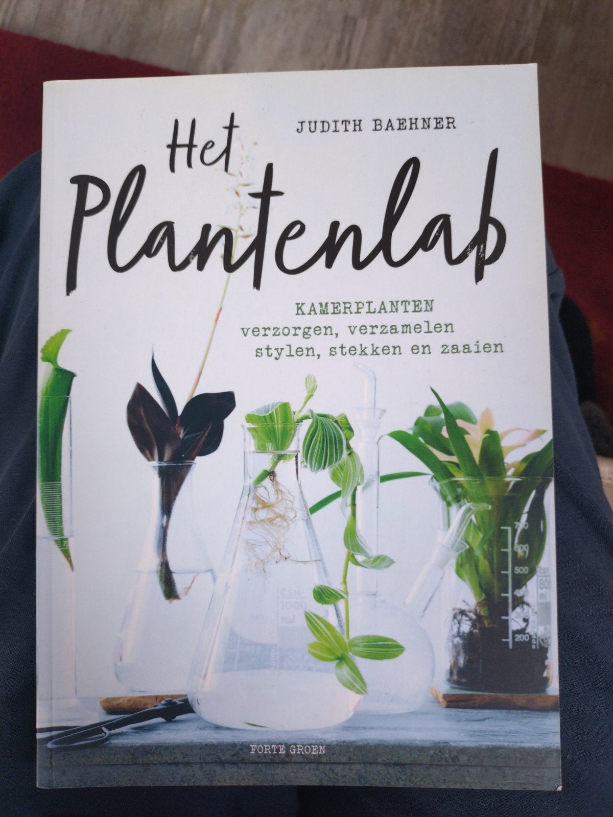 Judith Baehner - Het plantenlab, Bloemen, Planten en Bomen, Ophalen of Verzenden, Zo goed als nieuw, Judith Baehner