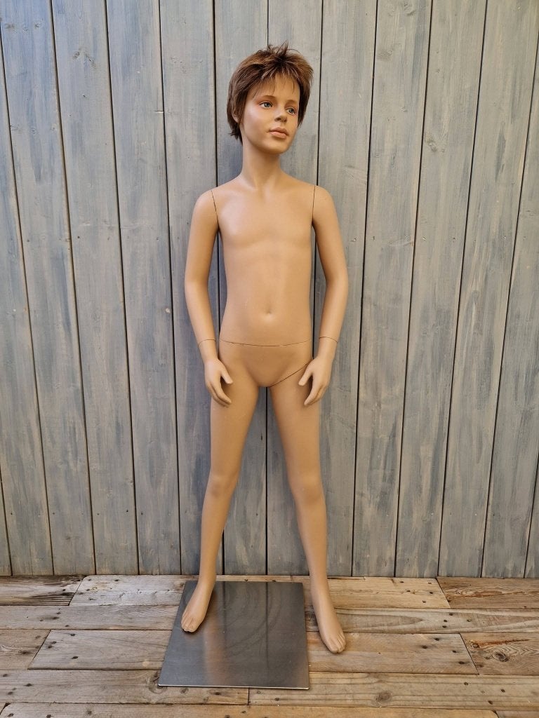 etalagepop kindje jongen 152 cm paspop 2, Ophalen of Verzenden, Pop