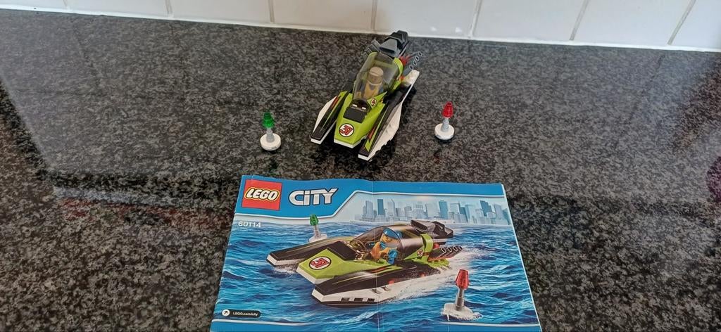 Lego City 60114 Raceboot met minifiguur en instructies, Ophalen of Verzenden, Zo goed als nieuw