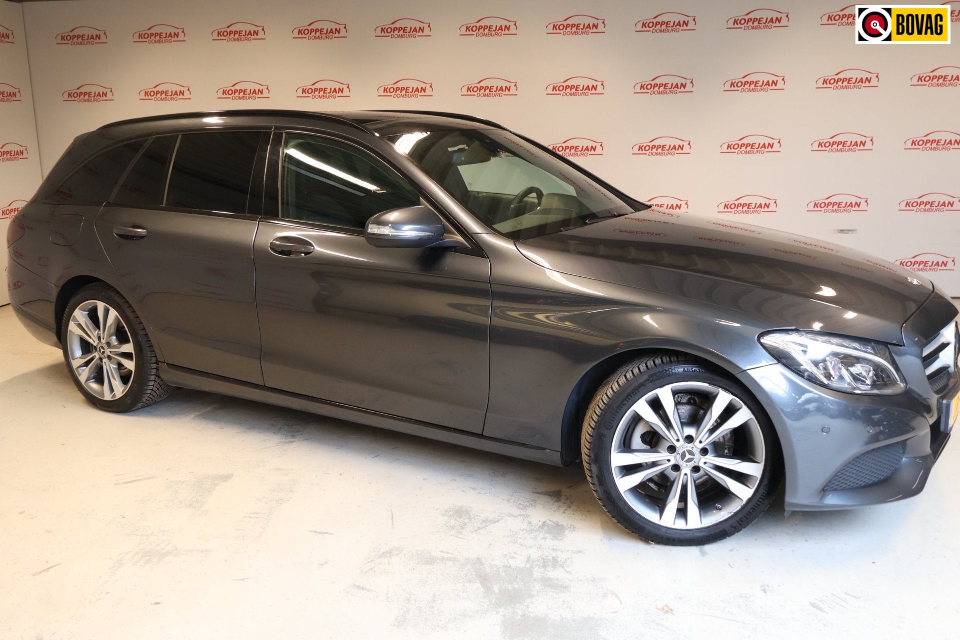 Mercedes-Benz C-klasse Estate 180 Ambition NL Auto|Trekhaak|, Dealer onderhouden, Achterwielaandrijving, Leder en Stof, 750 kg
