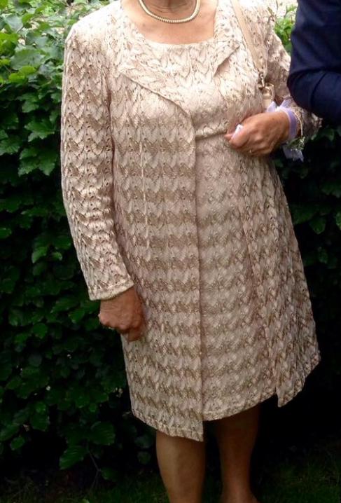 Elegante gevoerde jurk met bijpassend lang vest/jas mt 42, Kleding | Dames, Overige kleuren, Maat 42/44 (L), Ophalen of Verzenden