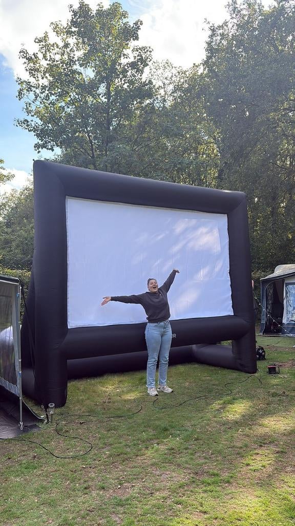 Opblaasbare Bioscoop met Projector te Huur, Ophalen, Elektrisch, Zo goed als nieuw
