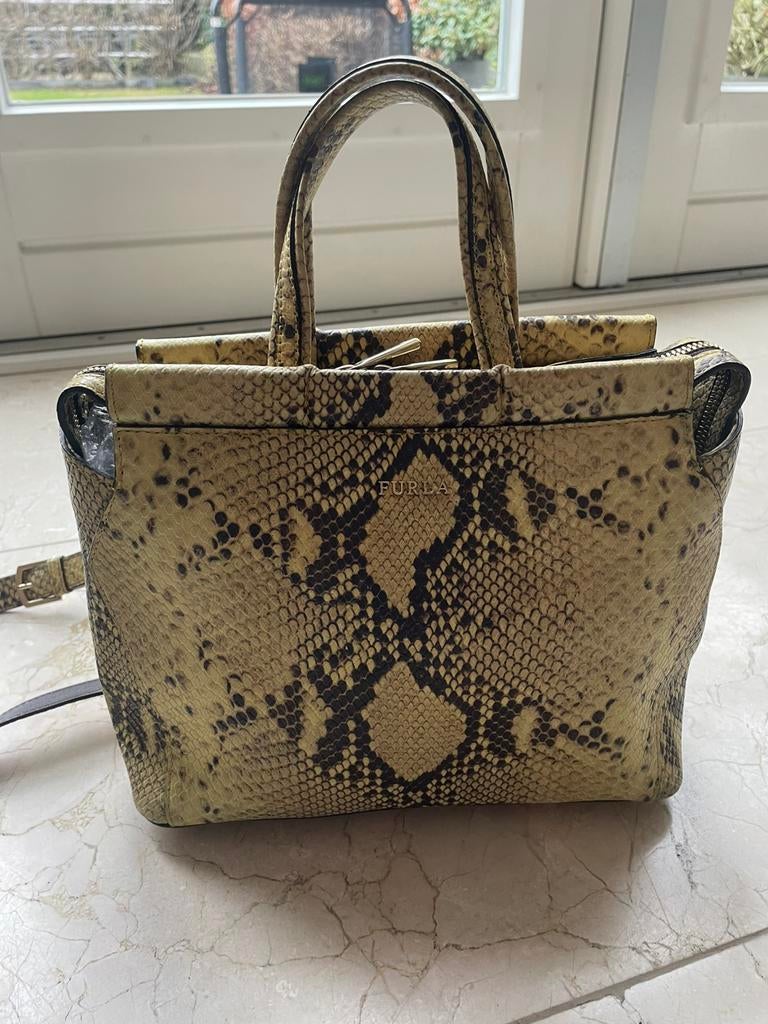 Furla tas slangenprint, Sieraden, Tassen en Uiterlijk, Tassen | Damestassen, Ophalen of Verzenden, Zo goed als nieuw, Groen, Handtas