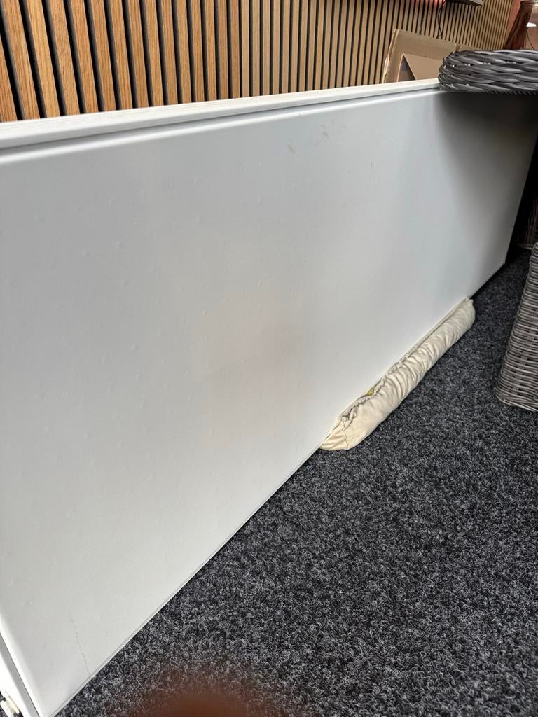Vasco Designradiator 180x50 cm - Zo goed als nieuw, Doe-het-zelf en Verbouw, Verwarming en Radiatoren, 30 tot 80 cm, Radiator