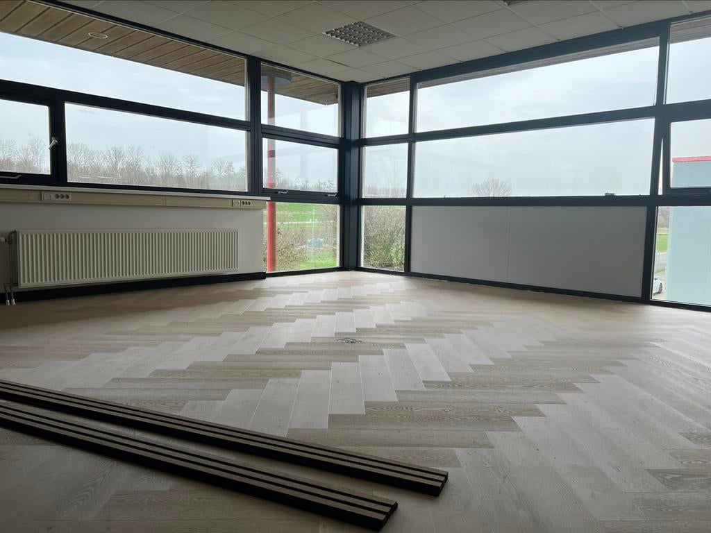 Foto 16 van PVC VISGRAAT EN TOEBEHOREN