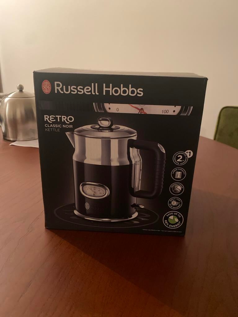 Russell Hobbs Retro Classic Noir Waterkoker - Nieuw!!, 1 tot 2 liter, Ophalen of Verzenden, Nieuw