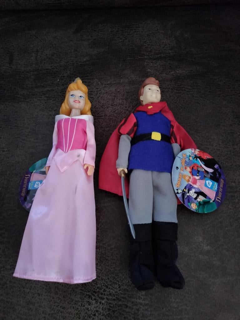 2 popjes ter grootte van de barbies, Ophalen of Verzenden, Nieuw, Barbie