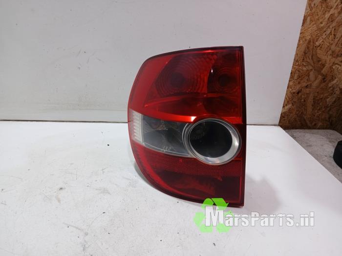 Achterlicht links van een Volkswagen Fox