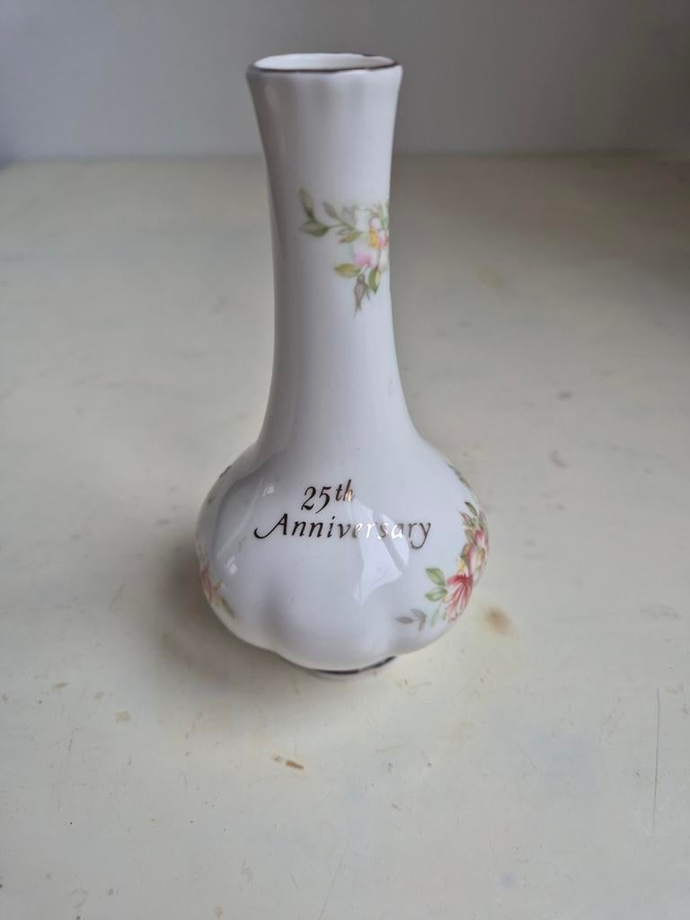 Royal albert porselein, Verzamelen, Porselein, Kristal en Bestek, Ophalen of Verzenden, Zo goed als nieuw, Porselein