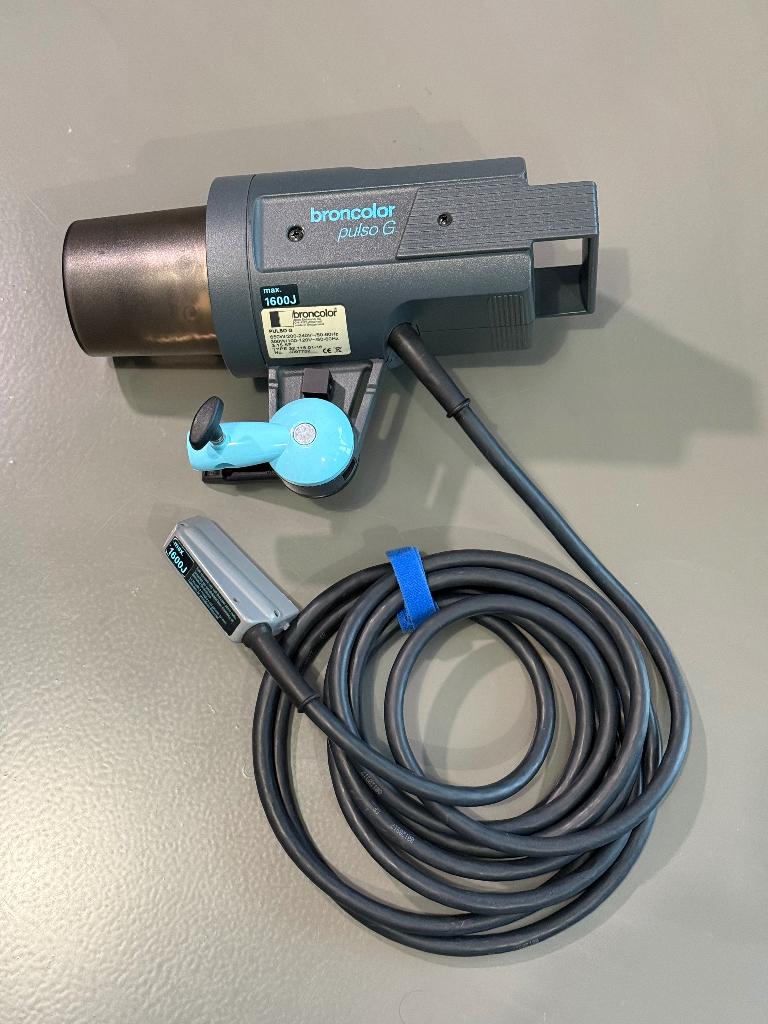 Broncolor Pulso G 1600J, Ophalen of Verzenden, Zo goed als nieuw, Lamp of Flitsset