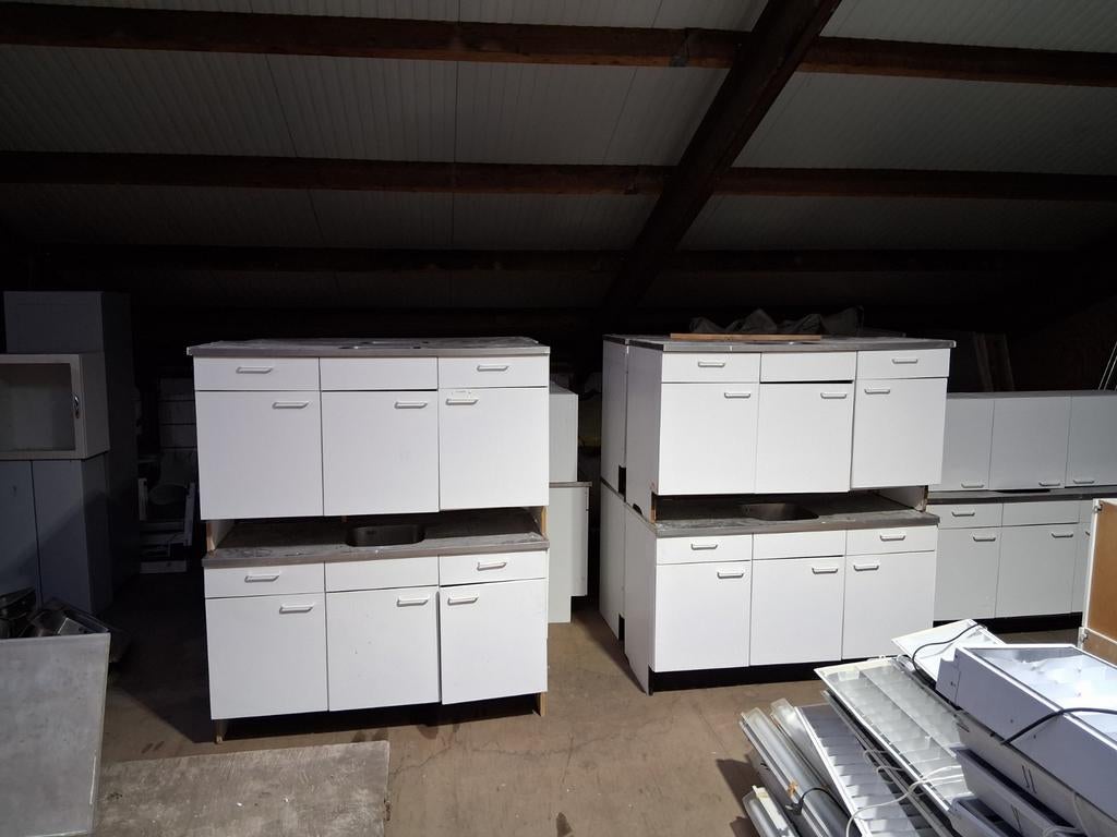 Keukenblokken circulair / wit/ rvs blad / camping/ verbouw, Doe-het-zelf en Verbouw, Overige Doe-het-zelf en Verbouw, Gebruikt