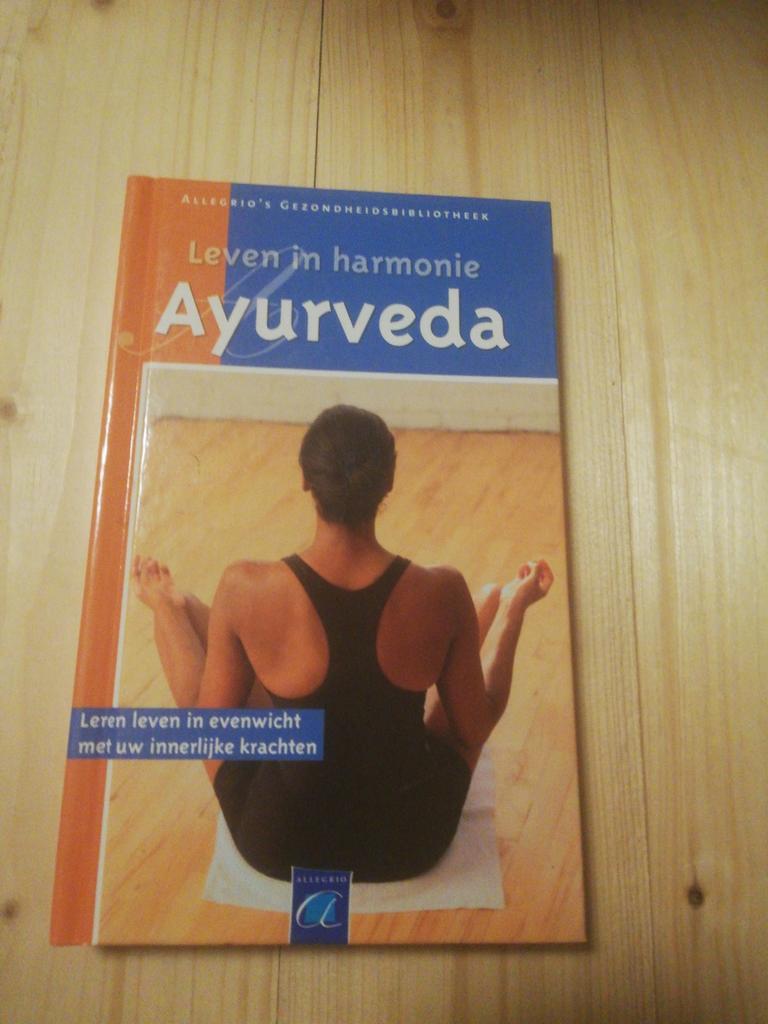 Ayurveda, Ophalen of Verzenden, Zo goed als nieuw