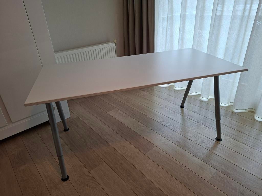 Ikea Bureau - Zo goed als nieuw!, Huis en Inrichting, Bureaus, Ophalen of Verzenden, Zo goed als nieuw