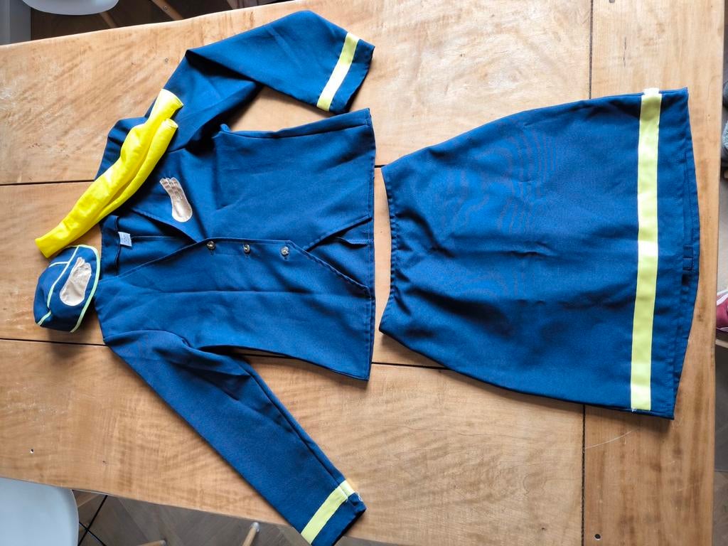 Carnaval stewardess maat 36, Ophalen, Jongen of Meisje