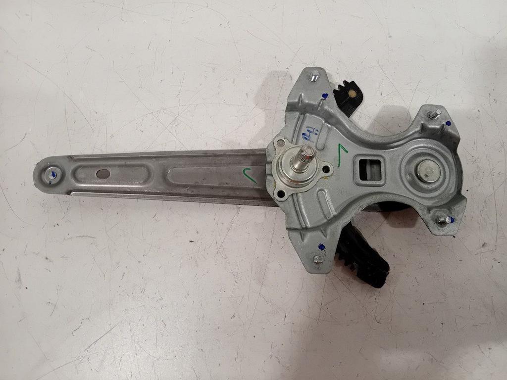 Raammechaniek rechts achter Hyundai i10, Auto-onderdelen, Ruiten en Toebehoren, Onderdelen@venauto.nl, Van der Ven Autorecycling B.V.