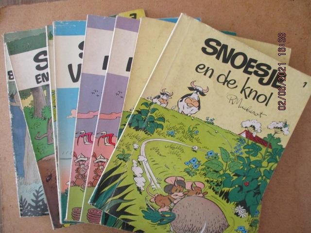 adv4011 snoesje, Eén stripboek, Ophalen, Gelezen