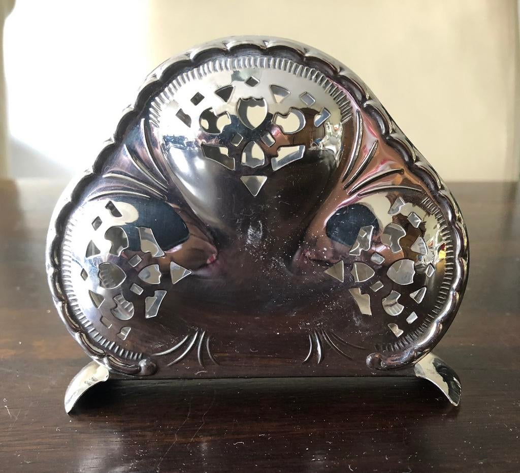 Mooi versierde verzilverde servethouder, onbeschadigd, Ophalen, Zilver