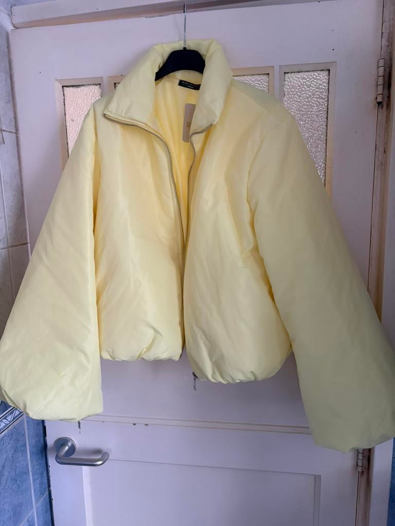 Mooie nieuw en nieuwe collectie jas one size, Ophalen of Verzenden, Nieuw, Maat 38/40 (M), Zwart
