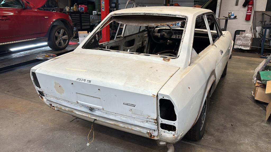 Fiat 124 sport coupe 1600 1972 met kenteken, Achterwielaandrijving, Zwart, 1600 cc, Wit