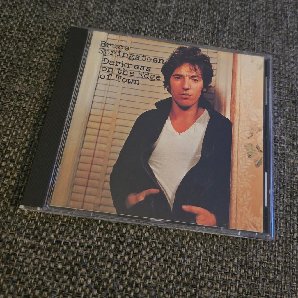 CD: Bruce Springsteen - Darkness on the edge of town, Ophalen of Verzenden, Zo goed als nieuw, Poprock