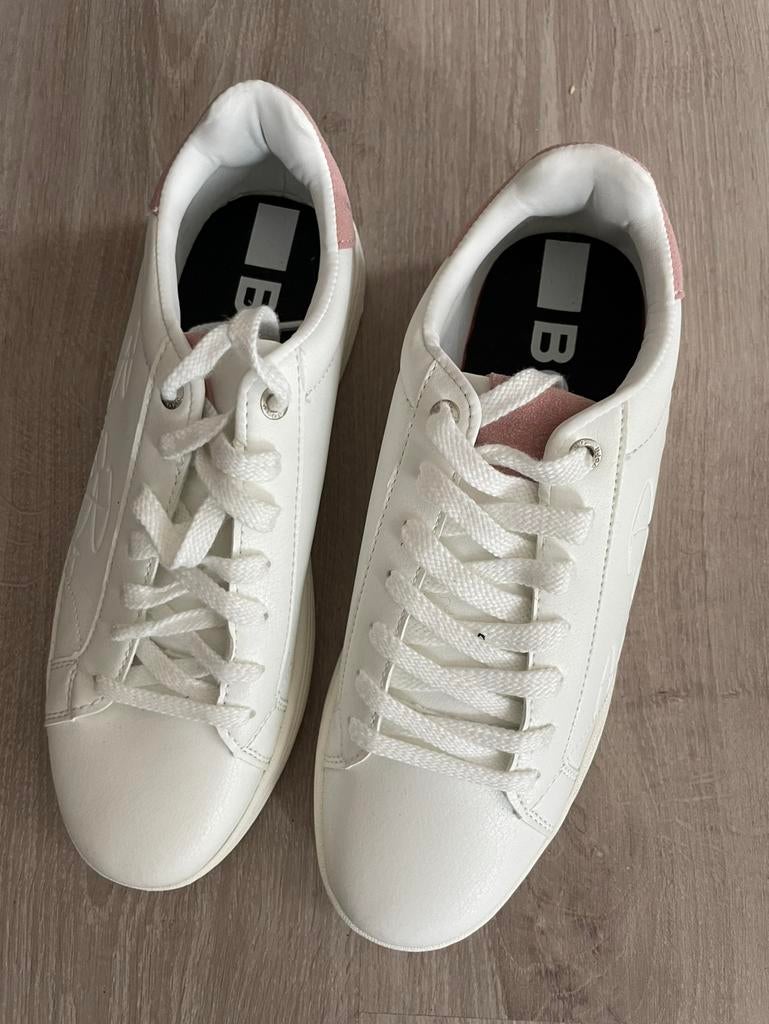 Diverse damesschoenen maat 40, Ophalen, Zo goed als nieuw, Overige kleuren, Sneakers of Gympen