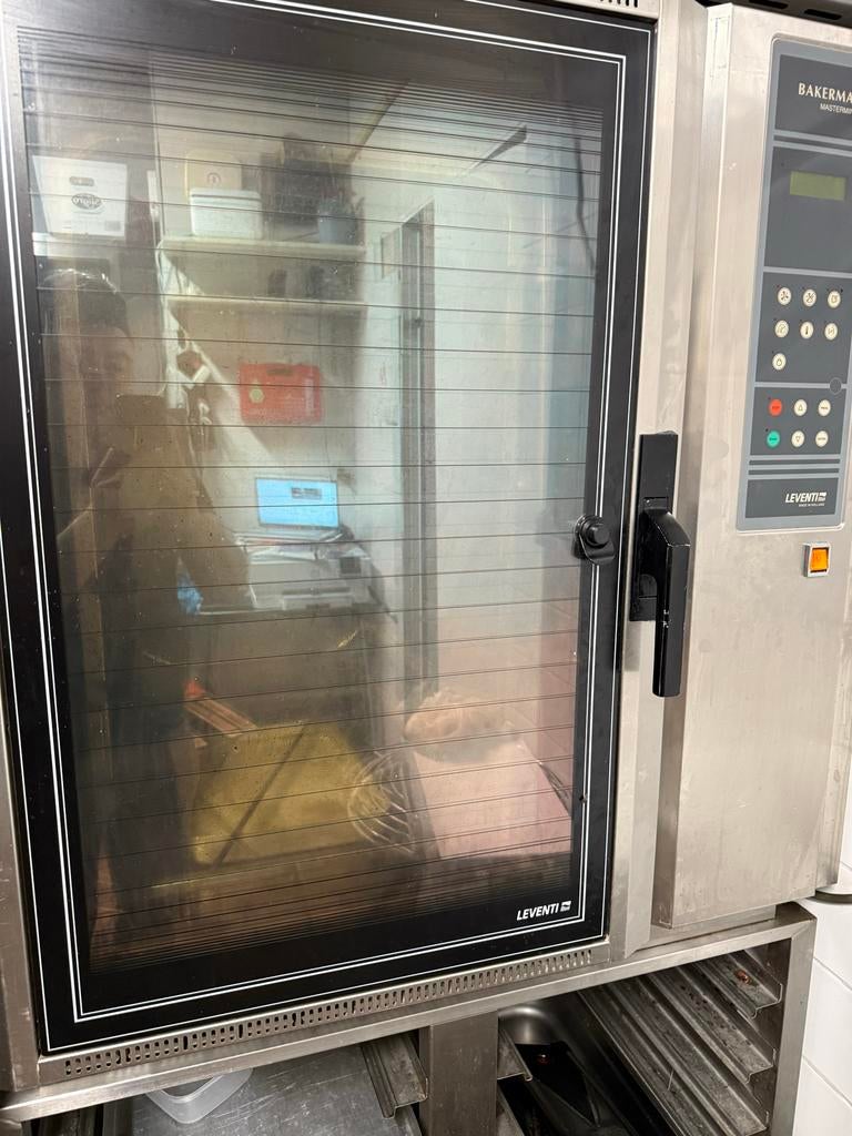 Leventi Luchtoven - Goede Staat, Ophalen, Gebruikt, Ovens, Magnetrons en Steamers