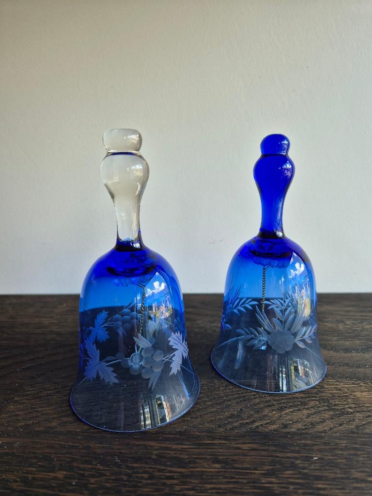Brocante tafelbel blauw glas, Ophalen of Verzenden