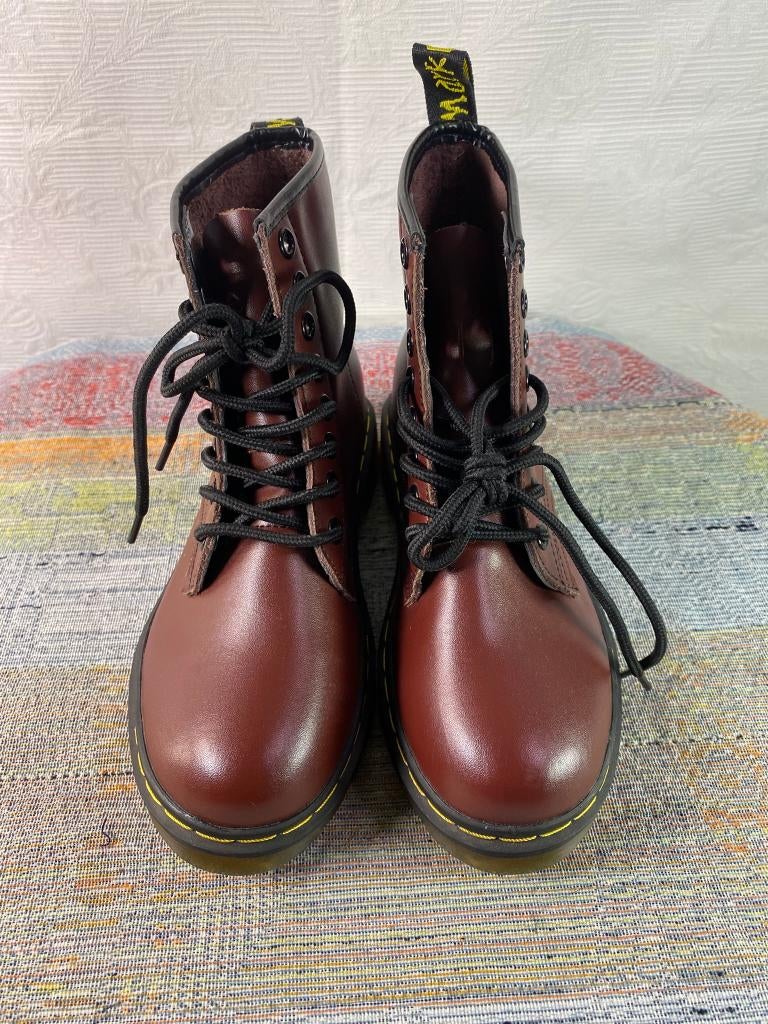 Dr. Martens 1460 Burgundy Leather Boots - Maat 35 - ZGAN, Kleding | Dames, Schoenen, Verzenden, Lage of Enkellaarzen, Rood, Dr. Martens