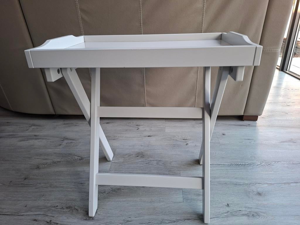 Wit houten bijzettafeltje / dienbladtafel, Ophalen, Minder dan 55 cm, Gebruikt, Landelijk