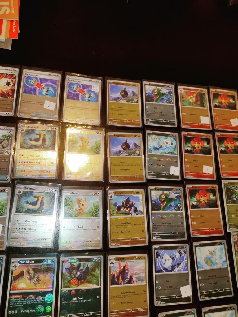 Pokéballs - "White Flare", Ophalen of Verzenden, Zo goed als nieuw, Meerdere kaarten
