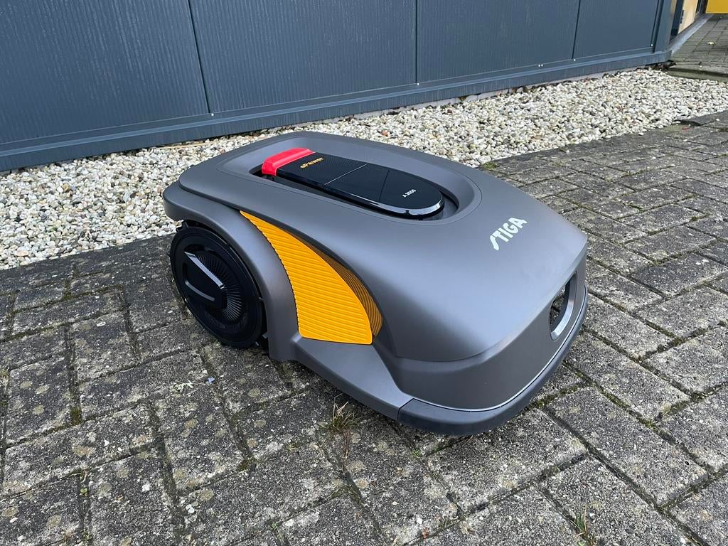 Stiga A3000 robotmaaier - NIEUW - showroom opruiming, Tuin en Terras, Nieuw, Ophalen of Verzenden, 20 tot 25 cm, Bestuurbaar via app