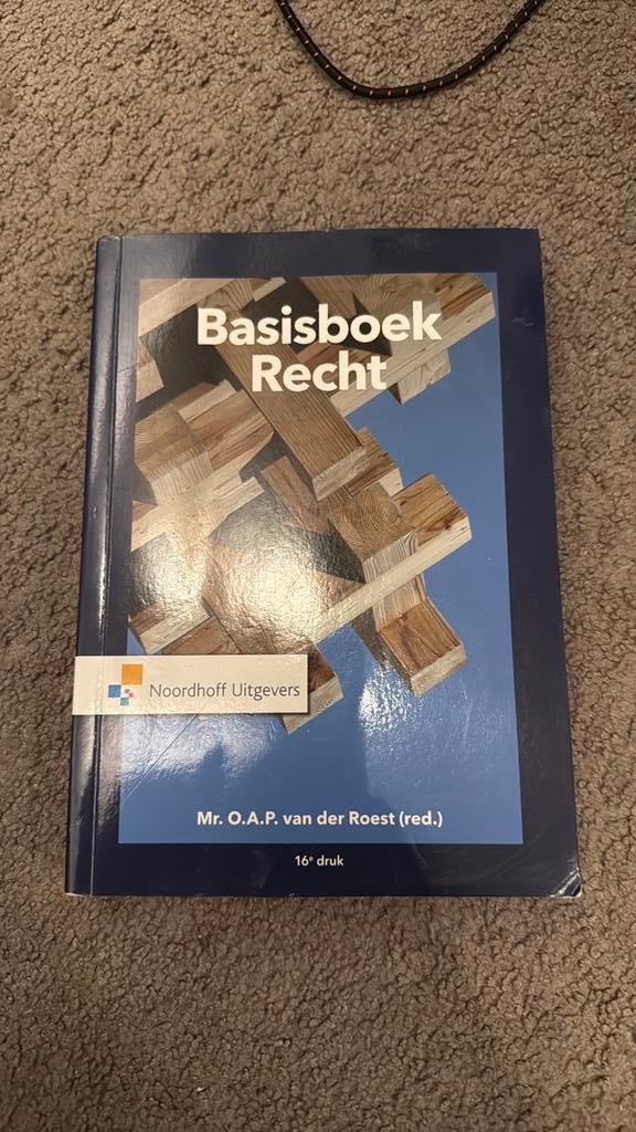 O.A.P. van der Roest - Basisboek Recht, Ophalen of Verzenden, Zo goed als nieuw, O.A.P. van der Roest