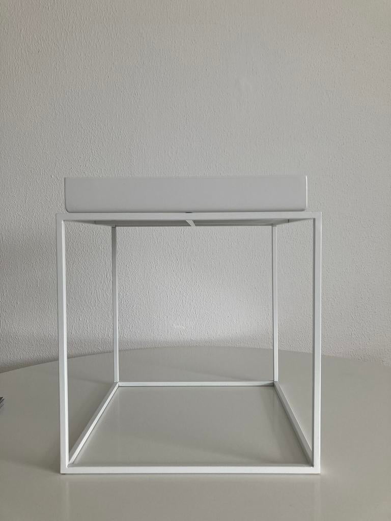Hay tray bijzettafel. Wit. In heel goede staat,, Huis en Inrichting, Tafels | Salontafels, Ophalen, Minder dan 50 cm, Vierkant