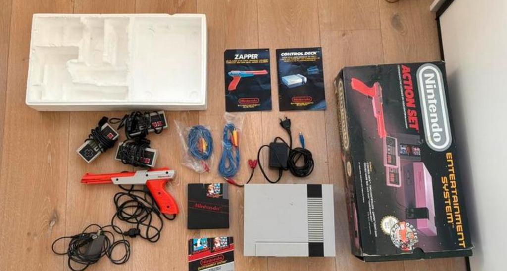 Nintendo Nes met orginele doos, Spelcomputers en Games, Spelcomputers | Nintendo NES, Ophalen of Verzenden, Gebruikt, Met 3 controllers of meer