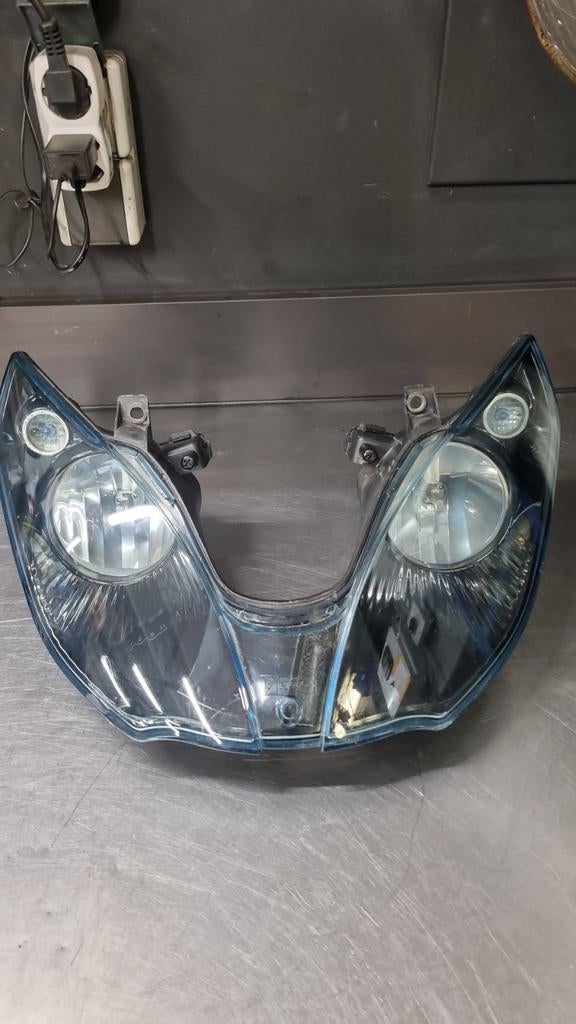 Koplamp piaggio mp3 250, 300, 400, 500 2006 t/m 2013, Ophalen, ., ., .