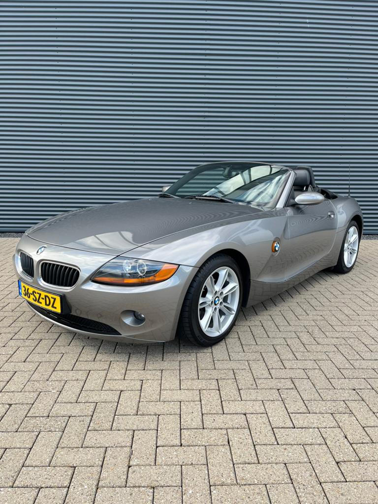 BMW Z4 2.5 I Roadster 2003 aut., Auto's, BMW, Automaat, Achterwielaandrijving, Zwart, Cabriolet
