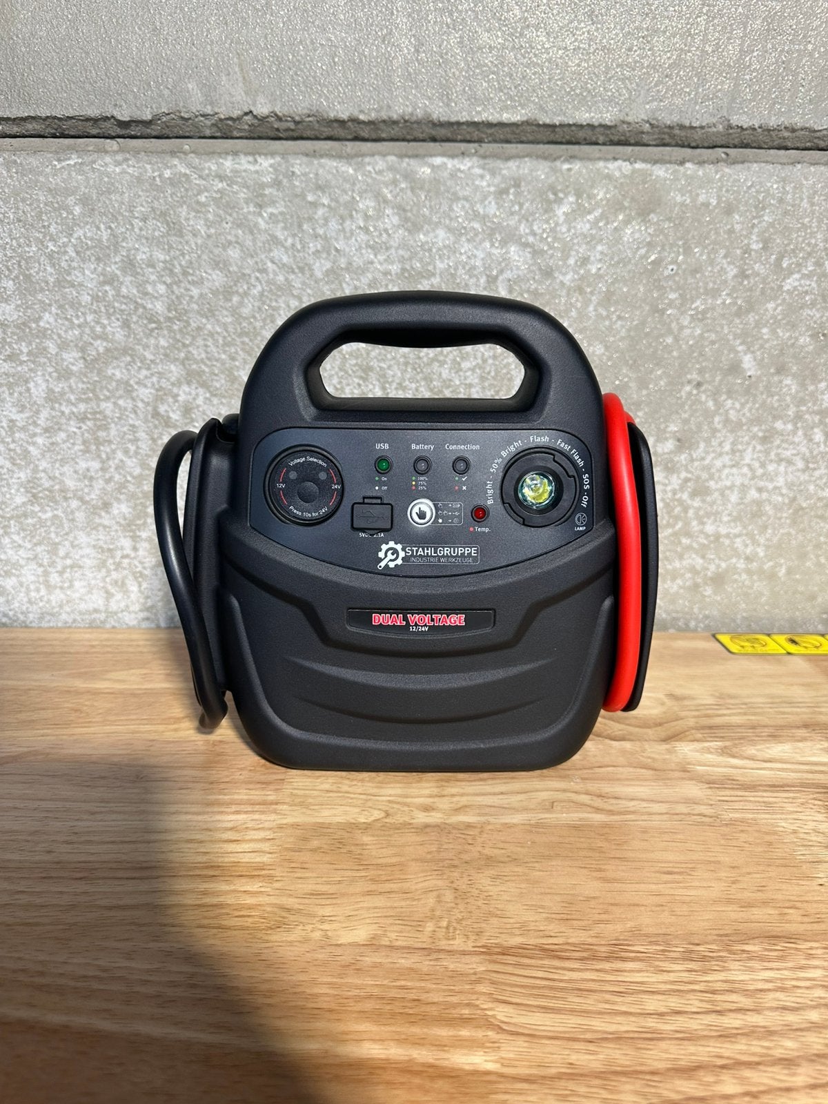 Stahlgruppe SG2400 Startbooster – 12V / 24V – 1200A Peak, Ophalen, Nieuw