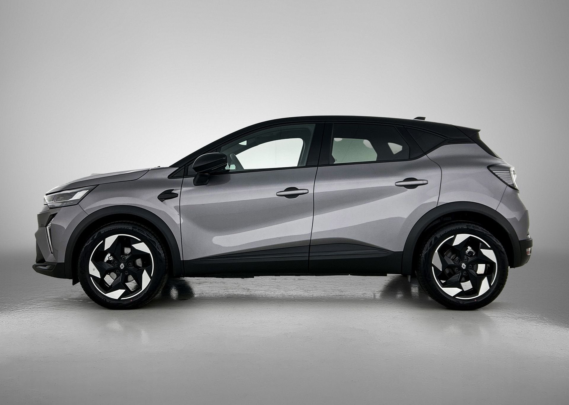 Renault Captur E-Tech full hybrid 145PK techno | CAMERA | NA, Parkeersensor, Gebruikt, 750 kg, Leder en Stof