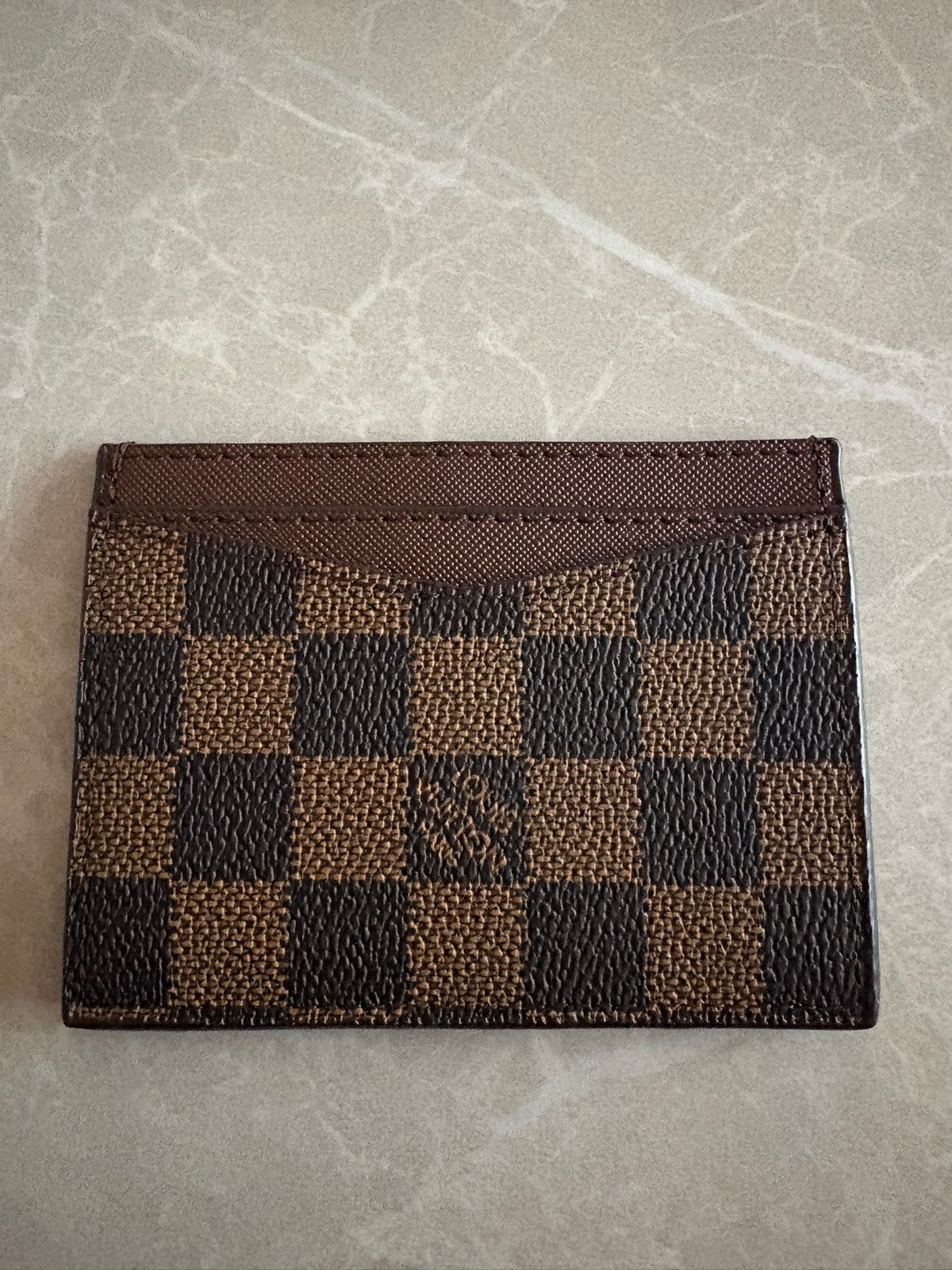 Design Pasjeshouder Monogram Bruin Nieuw Kaarthouder Wallet, Ophalen of Verzenden, Nieuw, Bruin