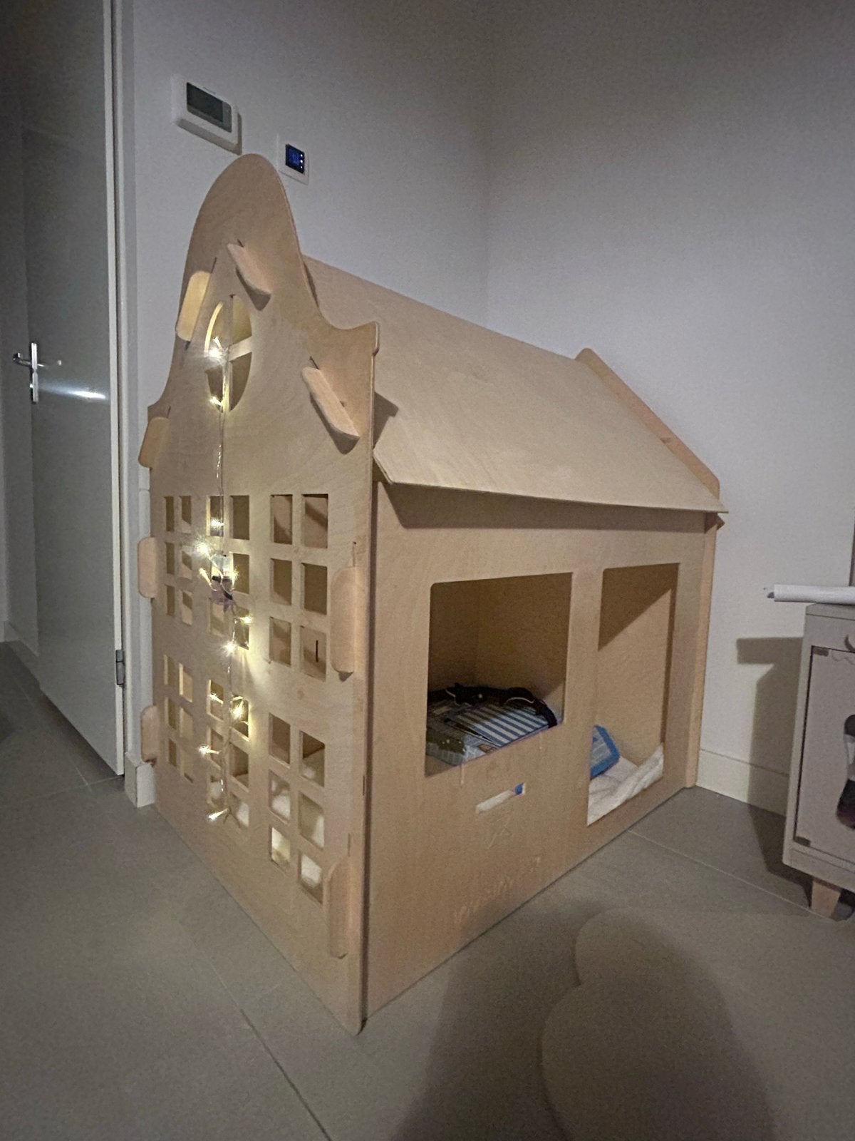 Houten speelhuisje voor kinderen Montessori Stijl Cadeau, Ophalen of Verzenden, Gebruikt, Hout