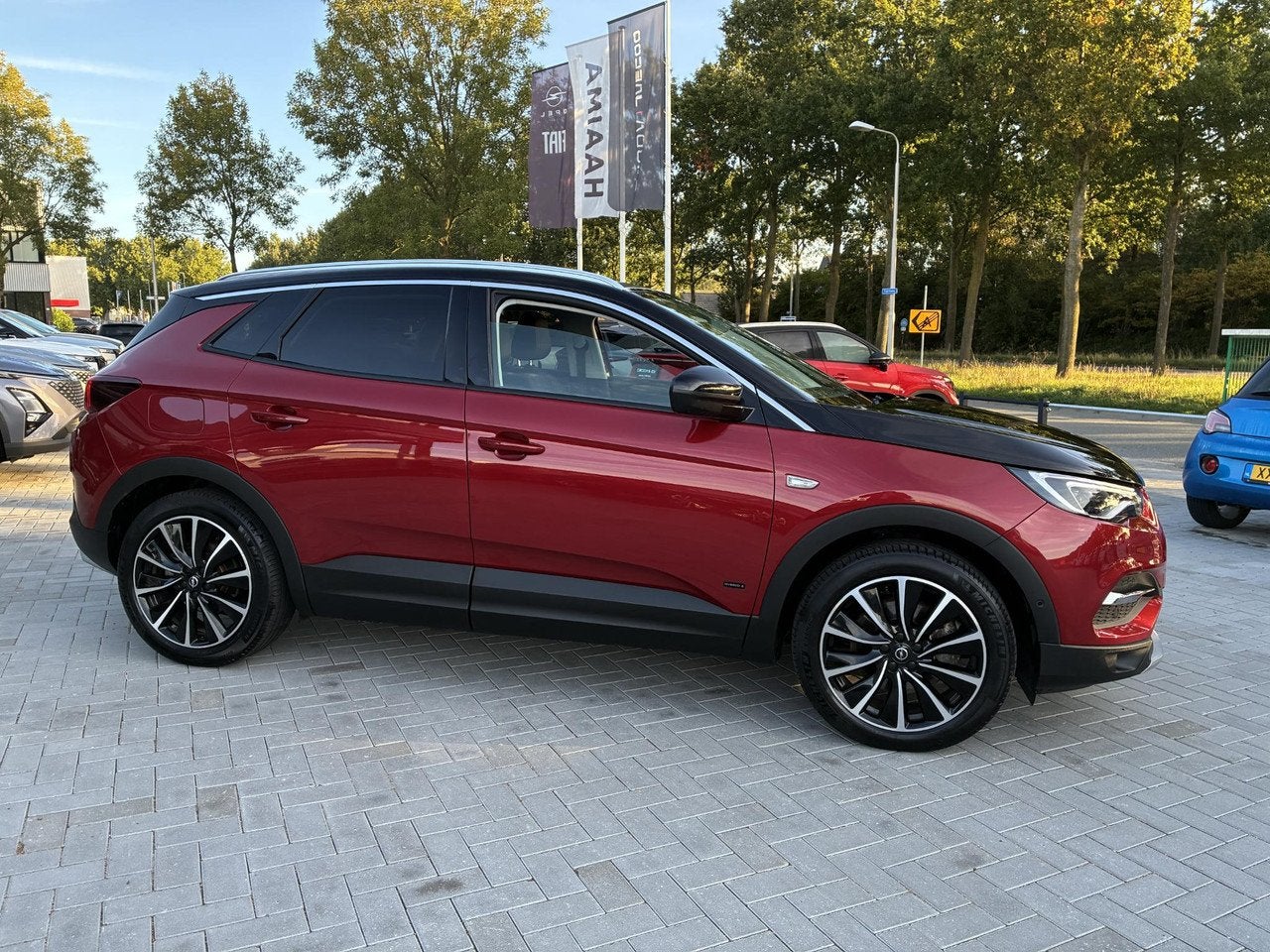 Opel Grandland X 1.6 Turbo Hybrid4 Automaat Ultimate | ECC |, Auto's, Automaat, 77 km/l, 4 cilinders, Bedrijf