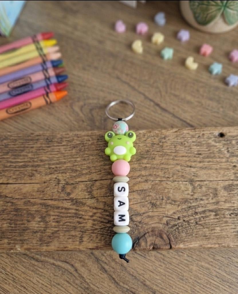 Sleutelhanger kikker met Naam, Kinderen en Baby's, Kraamcadeaus en Geboorteborden, Ophalen of Verzenden, Nieuw, Kraamcadeau