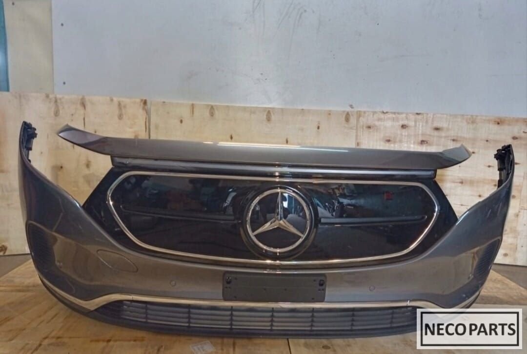 MERCEDES BENZ EQA W243 H243 VOORBUMPER BUMBER COMPLEET BUMPE, Gebruikt, -, Ophalen of Verzenden, Bumper