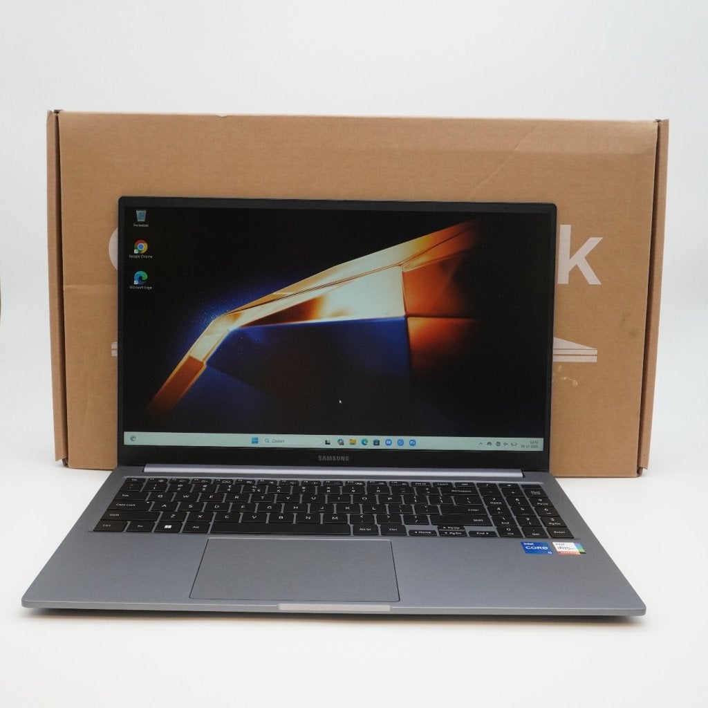 Samsung Galaxy Book4 - i5-1335U 16GB RAM 512GB SSD, Samsung, Zo goed als nieuw, Support@Samsung.com, 129, Samsung-ro, Yeongtong-gu
Suwon-si, Gyeonggi-do 16677
South Korea