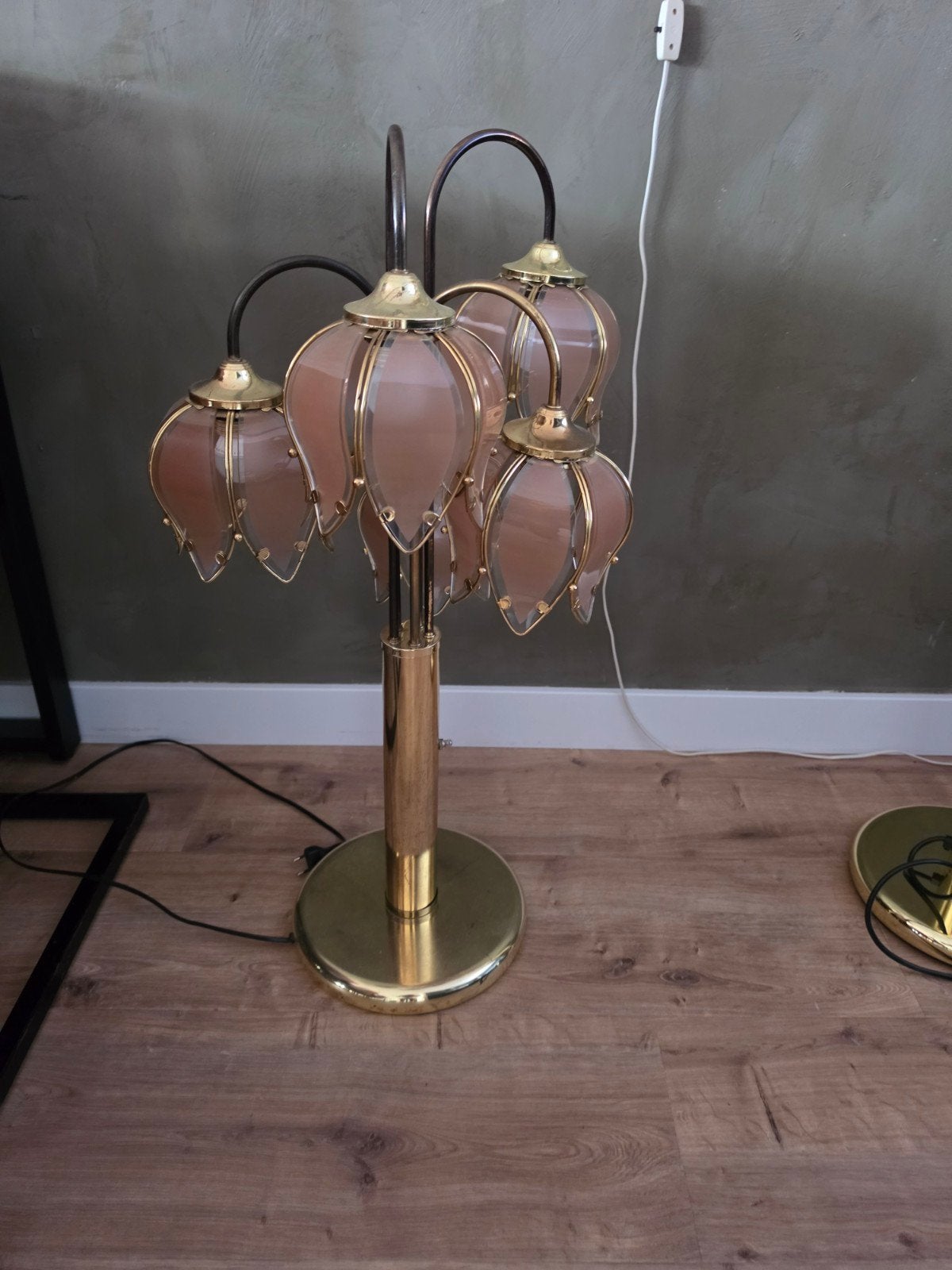 Vintage holywood regency lotus tafellamp roze, Ophalen