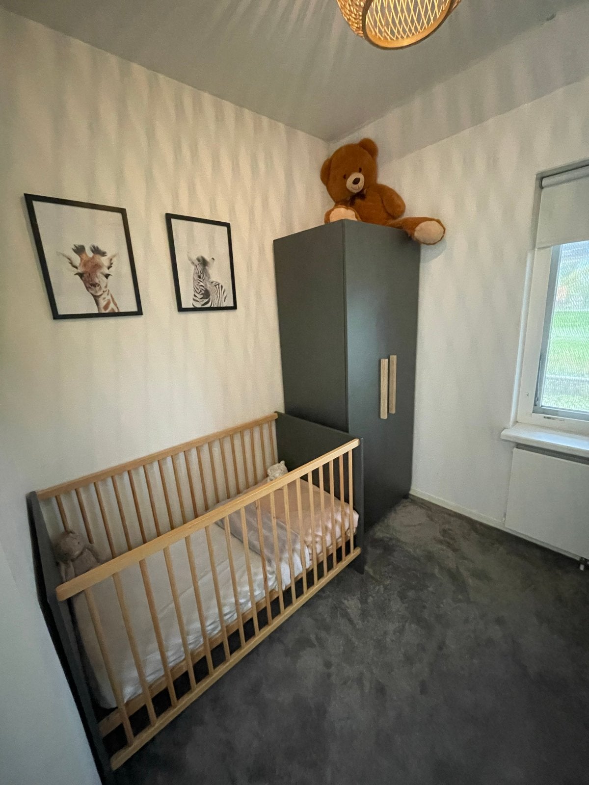 Complete babykamer: ledikant, kledingkast, commode, Ophalen of Verzenden, Gebruikt, Ledikant